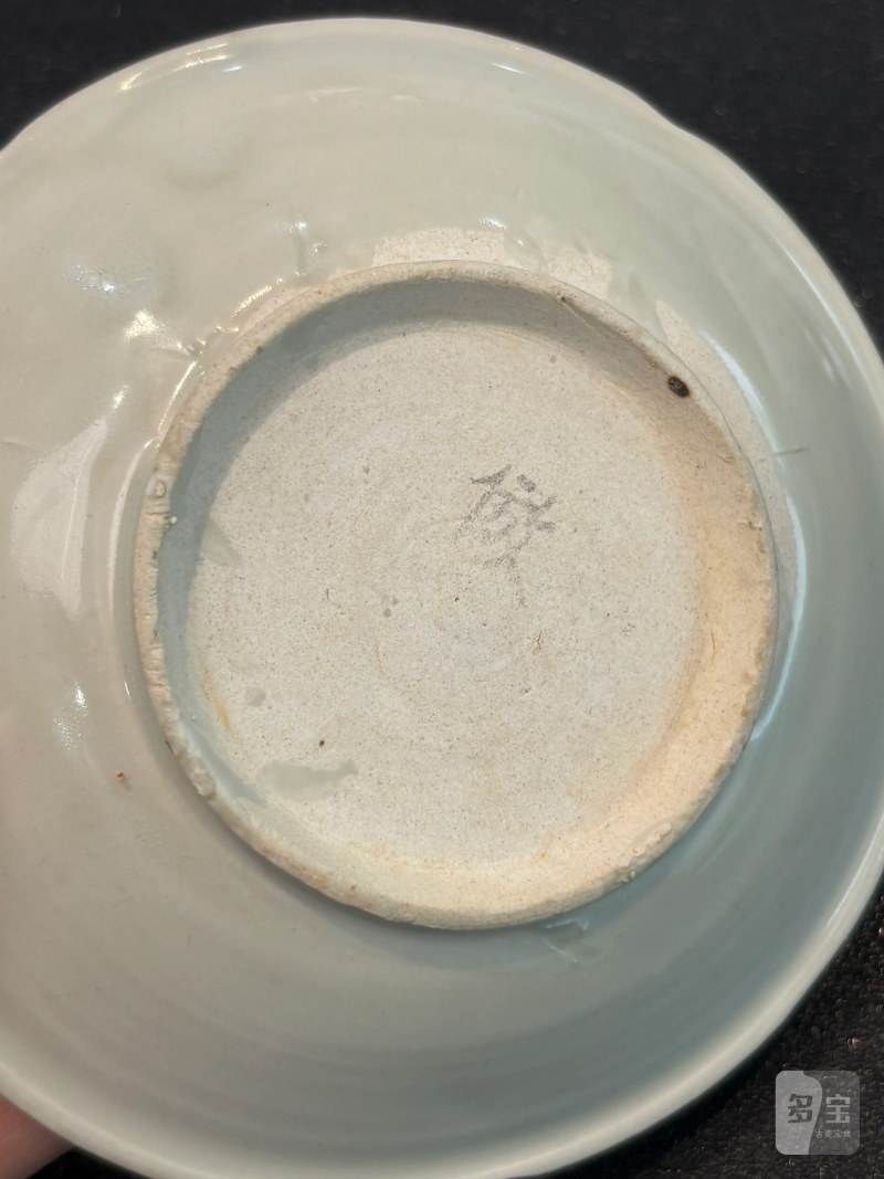 明 白釉花口盘一对 - 图15